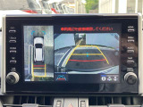 【全周囲モニター】フロント+サイド+バックにカメラが装着されています。車庫入れが苦手な方もこれがあれば安心ですね。