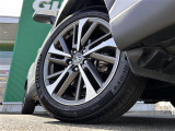 【純正アルミホイール】純正アルミホイールで足回りもかっこよく決まってます♪