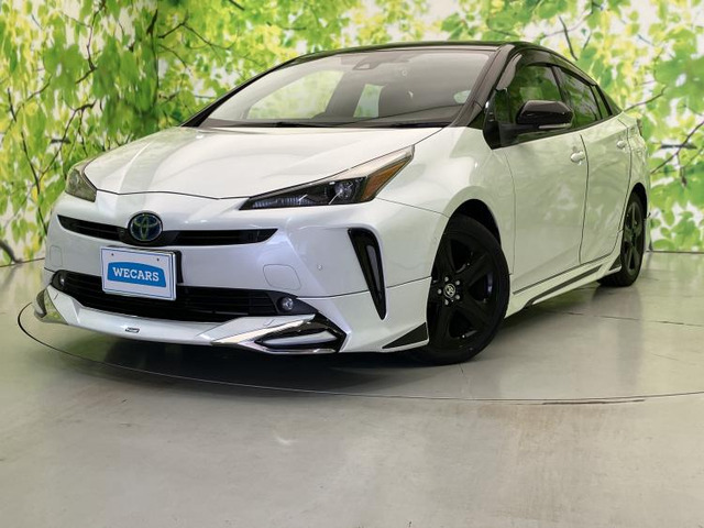 トヨタ プリウス 