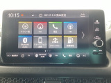 Honda CONNECTディスプレイはナビ、スマホ連携、車両情報表示、各種設定操作を一つに集約した高機能タッチパネル。直感的に使える便利なインターフェースです。