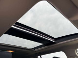 サンルーフも装備されているので、開放感ある車内になっております!