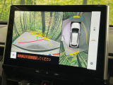 【パノラミックビューモニター】専用のカメラにより、上から見下ろしたような視点で360度クルマの周囲を確認することができます☆死角部分も確認しやすく、狭い場所での切り返しや駐車もスムーズに行えます。