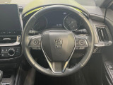 【純正革巻きステアリング】上質な革を使用することで、手にしっかり馴染みとても運転しやすいハンドルです♪