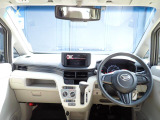 インパネ画像になります。車内は専門業者にて室内クリーニング施工済みなので、大変清潔です。