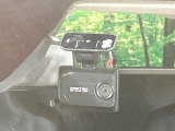 【ドライブレコーダー】ドライブレコーダー装備!走行中はもちろん、あおり運転や事故に遭遇した際、映像で記録し、万一のリスクに備えます。※記録用SDカードはお客様ご自身でご準備いただく必要があります。