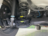 お車を安心してお乗りいただく為には、足回りの定期点検が欠かせません。サービスサポート(有償保証)では無料点検もご提供しており、安心のカーライフをお過ごしいただけるサポート体制が整っています。