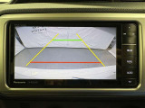 バックモニターで、後方を確認しながら安心して駐車することができます。運転初心者も熟練者も必須の機能ですよ!