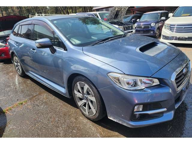 スバル レヴォーグ 