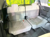 3列目シートはもちろん状態良好☆大人でもゆったりと座って頂けますので、大人数でのお出かけもラクラクです♪ご家族で、気の知れた仲間で、ドライブに行くのが楽しみですね♪