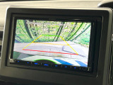 【バックカメラ】駐車時に後方がリアルタイム映像で確認できます。大型商業施設や立体駐車場での駐車時や、夜間のバック時に大活躍!運転スキルに関わらず、今や必須となった装備のひとつです!