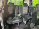 3列目シートはもちろん状態良好☆大人でもゆったりと座って頂けますので、大人数でのお出かけもラクラクです♪ご家族で、気の知れた仲間で、ドライブに行くのが楽しみですね♪