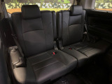 3列目シートはもちろん状態良好☆大人でもゆったりと座って頂けますので、大人数でのお出かけもラクラクです♪ご家族で、気の知れた仲間で、ドライブに行くのが楽しみですね♪