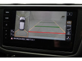 リヤビューカメラ&rdquo;Rear Asisit&rdquo;とアラウンドビューカメラ&rdquo;Area View&rdquo;。車庫入れなどバックでの駐車に便利。