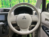 ステアリングも使用感が少なく、きれいな状態となっております♪
