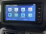 【純正ナビ】人気の純正ナビを装備しております。ナビの使いやすさはもちろん、オーディオ機能も充実!キャンプや旅行はもちろん、通勤や買い物など普段のドライブも楽しくなるはず♪