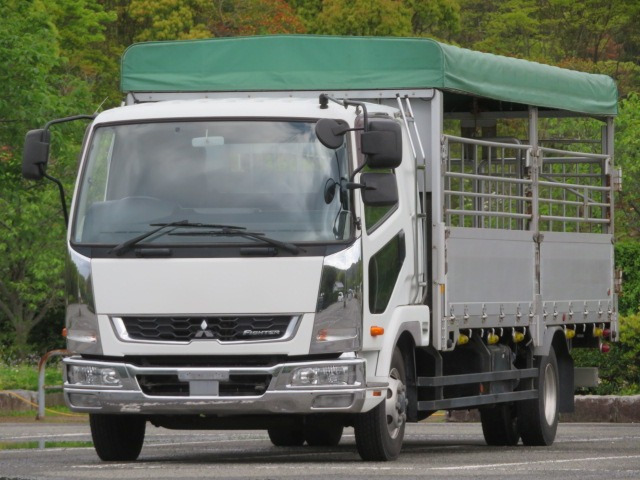 ファイター  3.2t 家畜運搬車