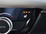 シートヒーター装備付き車!!座席に埋め込まれた電熱線によりシートを暖めることが出来る装備で、温められたシートは、寒い冬には最適です!!