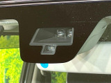 【スズキ セーフティサポート】走行中に前方の車両等を認識し、衝突しそうな時は警報とブレーキで衝突回避と被害軽減をアシスト。より安全にドライブをお楽しみいただけます。