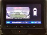 バックでの車庫入れも安心です! リアカメラが付いているバックモニター付のナビを装備しております。バンパーについているソナーや、操作線もついており距離感も画面から確認できます。