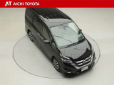 両側パワースライドドア付きだから、狭い駐車スペースなどでの乗り降りラクラク♪小さなお子さまのいるご家庭には嬉しい装備です。