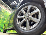 【純正15インチアルミホイール】外観にマッチした純正アルミホイールを装着しております。各種社外アルミホイールや、スタッドレスタイヤも取扱いしております。是非ご相談ください♪