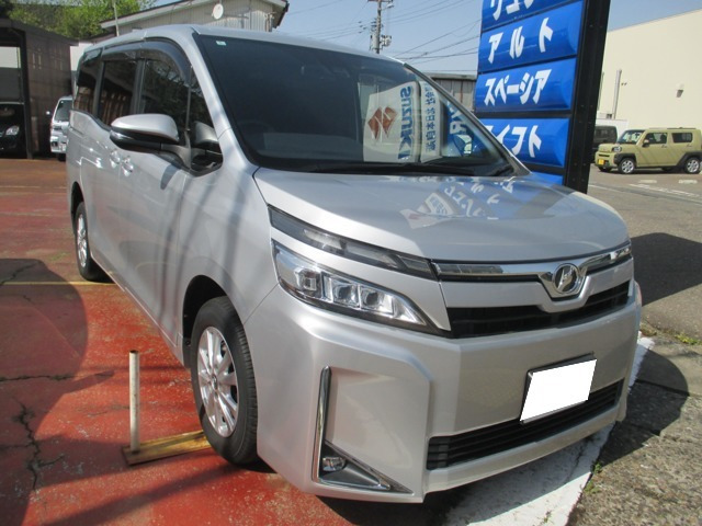 トヨタ ヴォクシー 