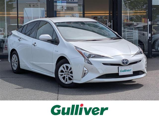 トヨタ プリウス 