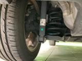 お車を安心してお乗りいただく為には、足回りの定期点検が欠かせません。サービスサポート(有償保証)では無料点検もご提供しており、安心のカーライフをお過ごしいただけるサポート体制が整っています。