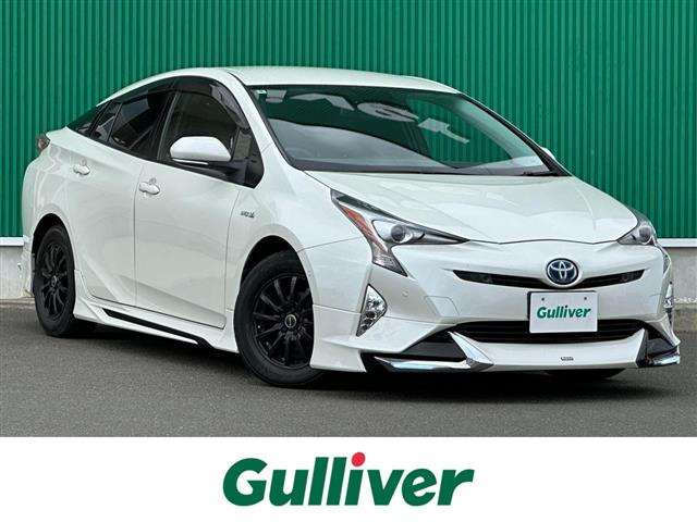 トヨタ プリウス 