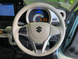 ステアリングも使用感が少なく、きれいな状態となっております♪