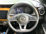 ステアリングも使用感が少なく、きれいな状態となっております♪