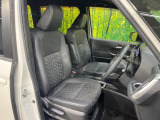 運転席シート廻りは使用感も少なく、良好な状態となっています。前オーナー様が丁寧に使っていたことがよくわかりますね。
