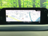 【マツダコネクトナビ】車内の雰囲気にマッチした一体型タイプのナビ。各種車輌設定やBluetooth再生等、様々な機能が楽しめます。直感的なダイヤル操作が可能で、使い勝手も良好です。