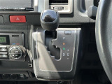 【マニュアルモード付きAT(シフト)】「自分自身でエンジンをコントロールしたい!」という運転好きのための機能が付いたシフトです!