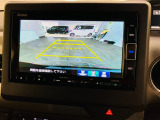 バックカメラが装備されており、後方の安全確認はもちろんのこと狭い場所での駐車や雨の日・夜間など視界の悪いコンディションでのストレスの軽減にもなります!