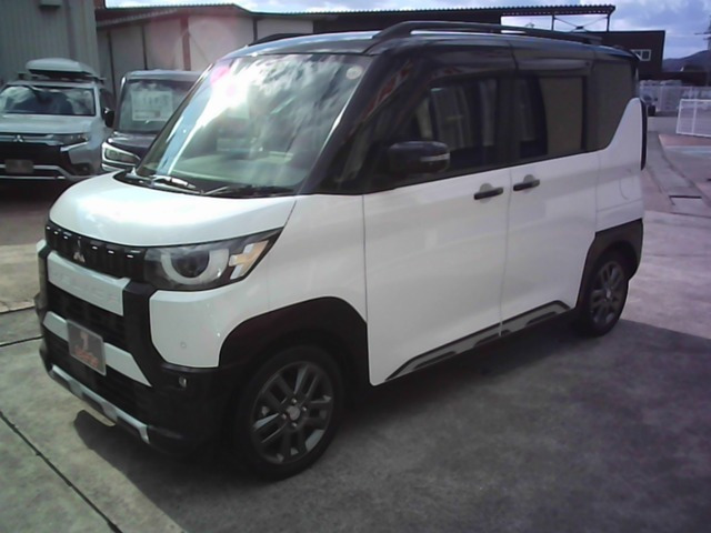 三菱 デリカミニ 