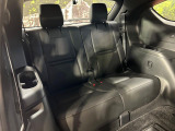 3列目シートはもちろん状態良好☆大人でもゆったりと座って頂けますので、大人数でのお出かけもラクラクです♪ご家族で、気の知れた仲間で、ドライブに行くのが楽しみですね♪