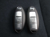 キーを取り出さなくても、エンジンを掛ける事が出来る、インテリジェントキー付きです。