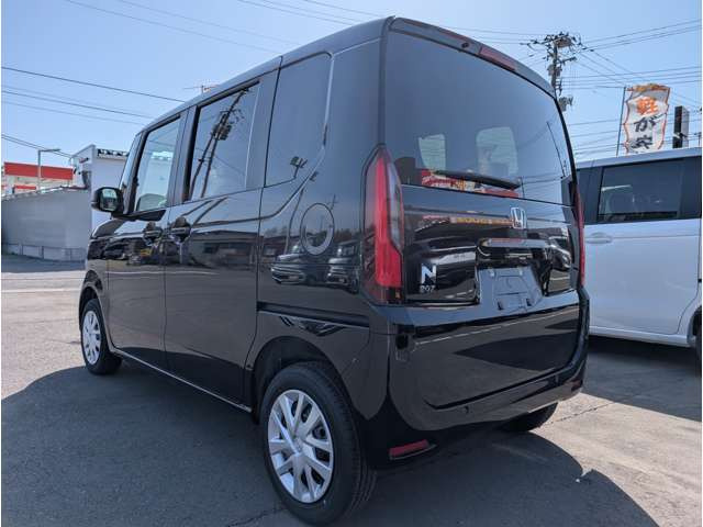 ホンダ N-BOX 660 4WD の中古車詳細 (登録済未使用車, クリスタル