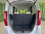 普段のお買い物や通勤、送迎等に十分な荷室スペースを確保しております。セカンドシートを倒すと、大きな荷物の積載も可能です♪