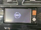【純正ナビ】人気の純正ナビを装備しております。ナビの使いやすさはもちろん、オーディオ機能も充実!キャンプや旅行はもちろん、通勤や買い物など普段のドライブも楽しくなるはず♪