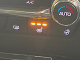 【シートヒーター】寒い日に重宝するシートヒーター!エアコンより早く温まってくれるので寒がりの人も安心ですね♪エアコンの温風は乾燥するから苦手、という方にもをおすすめです。