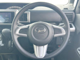 ステアリングも使用感が少なく、きれいな状態となっております♪