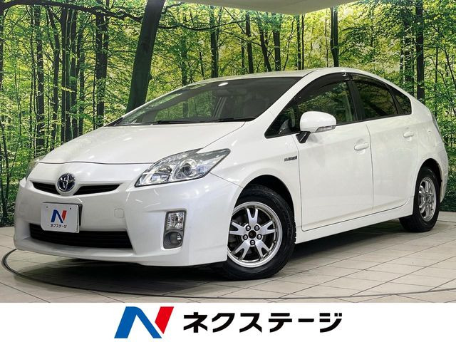 トヨタ プリウス 