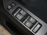 電動格納式ドアミラー・パワーウインドウを装備しています。