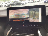 パックモニタ-も装備しております。車庫入れの苦手なお客様、もうご心配いりません。重宝してくれると思います。