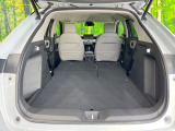 後席を格納すると、これだけの広さが!シーンに合わせたシートアレンジで、大きな荷物も積むことが出来ます♪