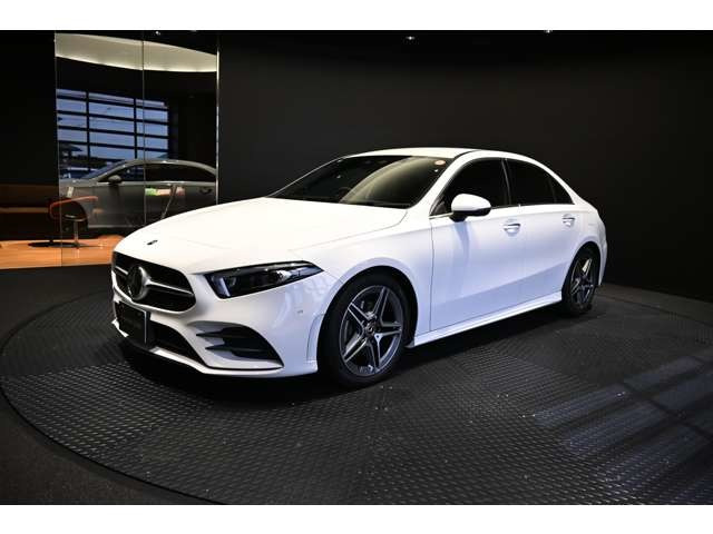 Aクラスセダン A200d AMGライン 