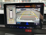 バックガイドモニターで、後方を確認しながら安心して駐車することができます。運転初心者も熟練者も必須の機能ですよ!