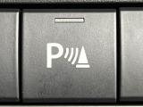 【クリアランスソナー】バンパーに付いたセンサーが障害物を検知!一定の距離に近づくとアラートで教えてくれます♪狭い駐車スペースや車庫入れ時も安心ですね☆